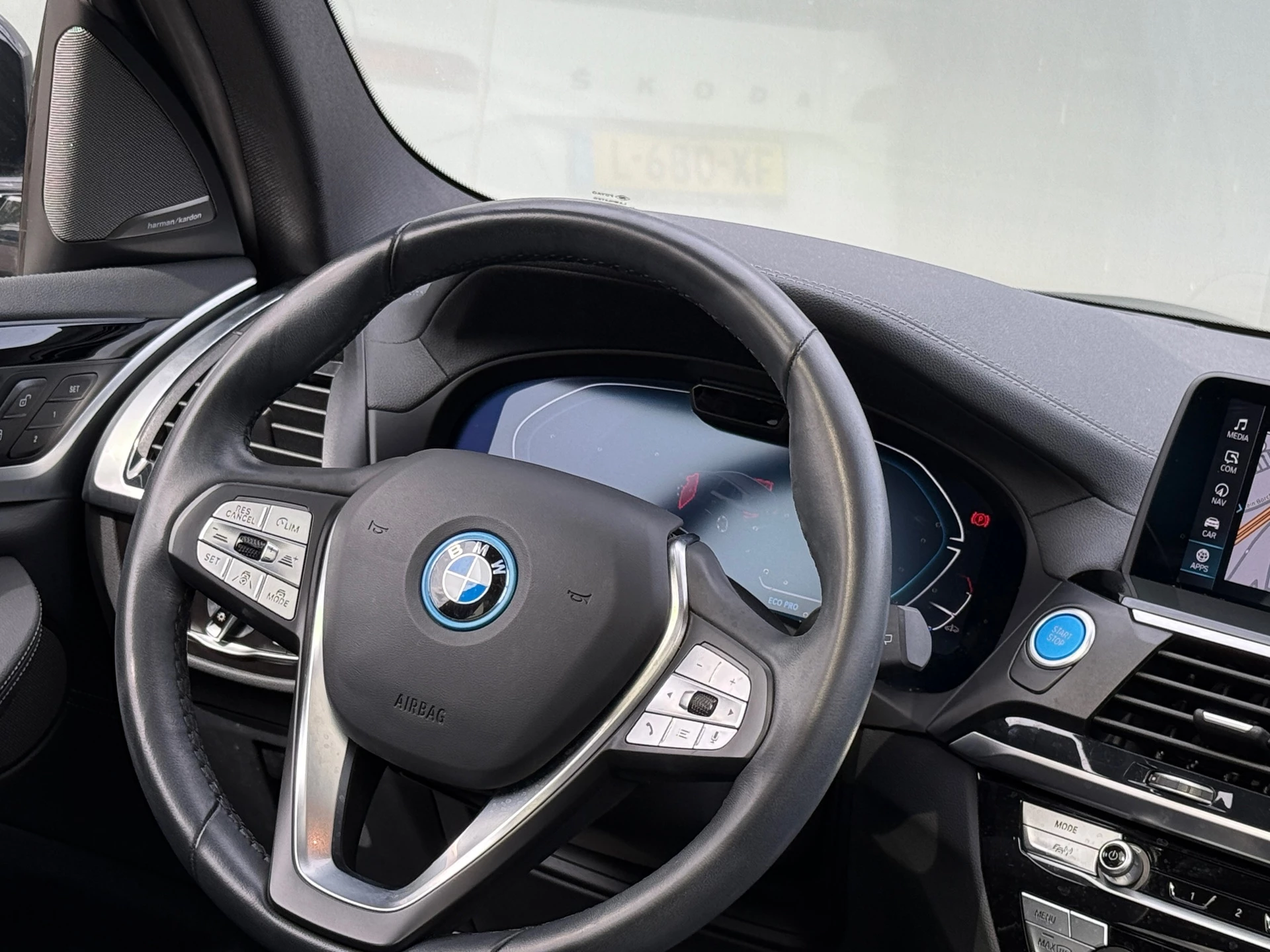 Hoofdafbeelding BMW iX3