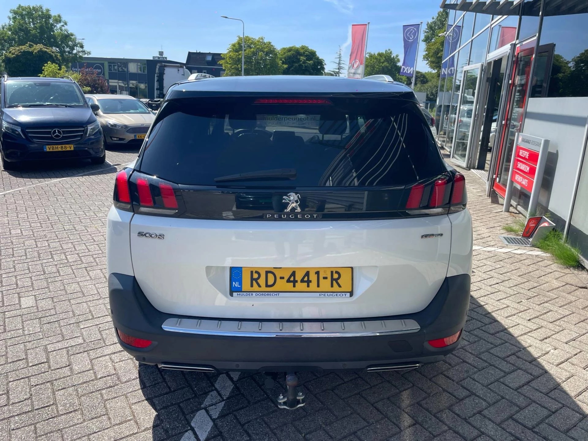 Hoofdafbeelding Peugeot 5008