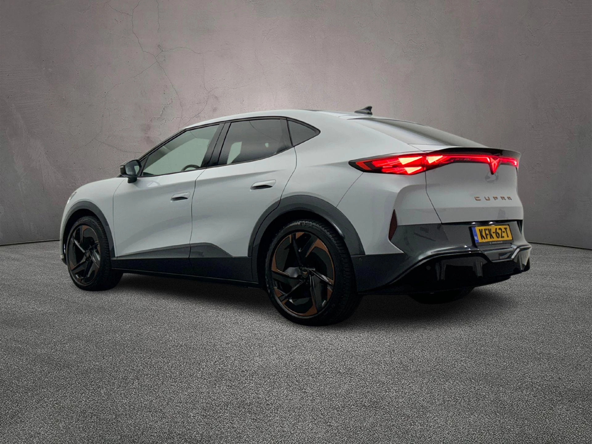 Hoofdafbeelding CUPRA Tavascan