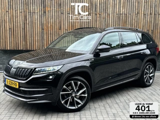 Skoda Kodiaq 1.5 TSI Sportline Automaat | Trekhaak uitklapbaar | Navigatiesysteem | Stoelverwarming | Stuurverwarming | Getint glas | Cruise control | 20 inch lichtmetalen velgen | Achteruitrijcamera | Parkeersensoren voor en achter