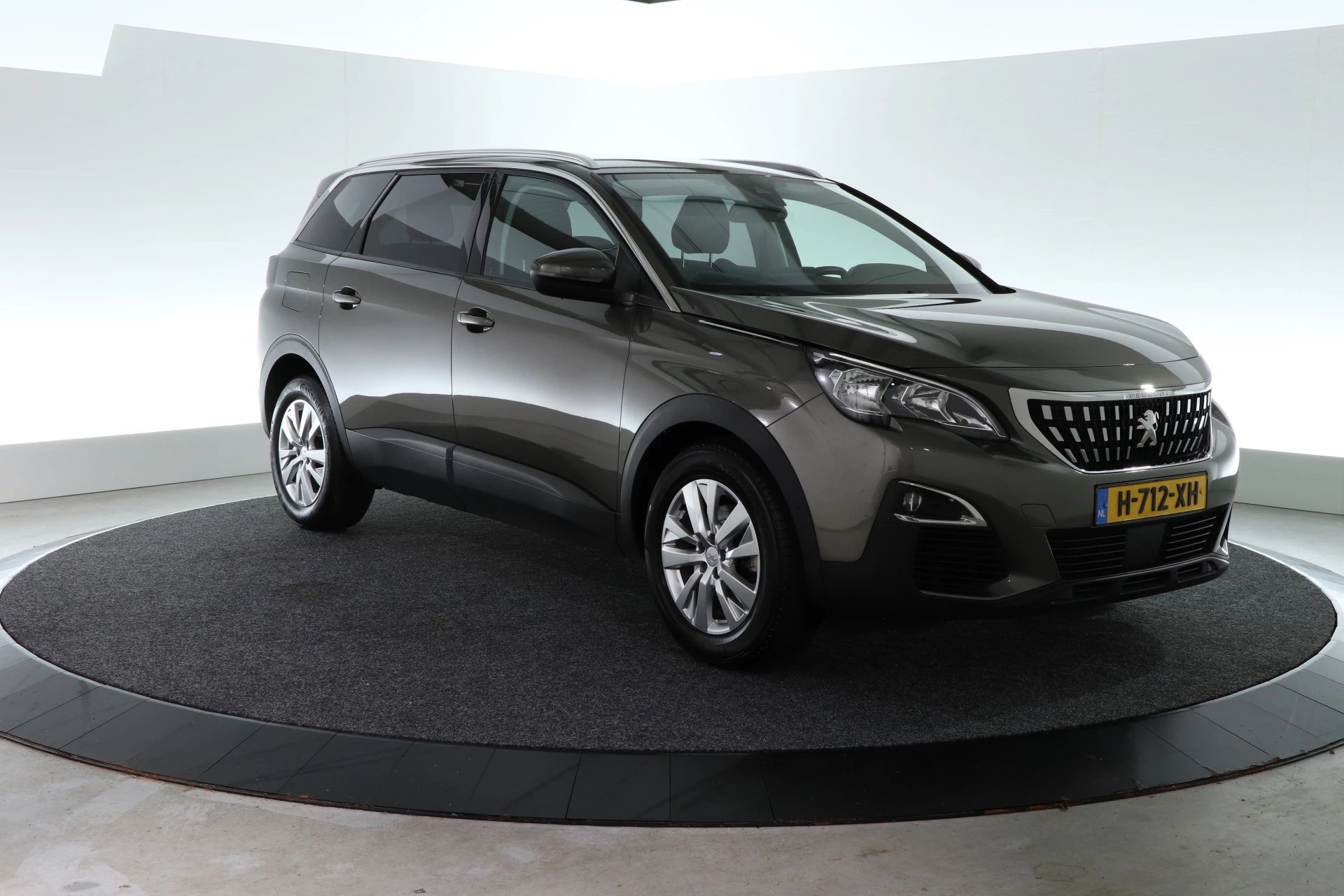 Hoofdafbeelding Peugeot 5008