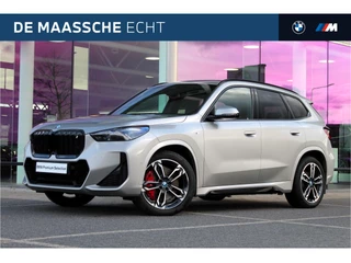 BMW iX1 xDrive30 High Executive M Sport / Sportstoelen / Stoelverwarming / Adaptieve LED / Verwarmd stuurwiel / Adaptief M Onderstel / Live Cockpit Professional / Head-Up / Parking Assistant Plus