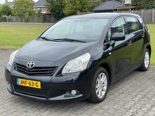 Hoofdafbeelding Toyota Verso Toyota Verso 1.6 VVT-I Business / 7-ZITS/ ECC/ Pano/ Cruise/ Trekhaak/ PDC/ LM