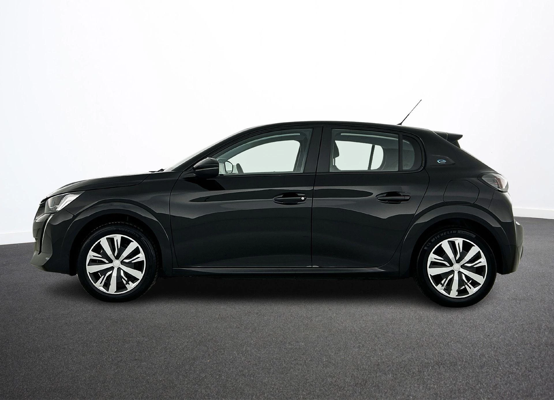 Hoofdafbeelding Peugeot e-208