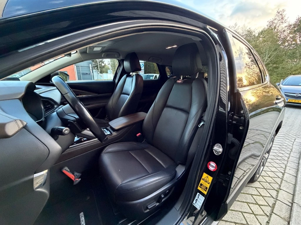 Hoofdafbeelding Mazda CX-30