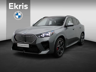 BMW iX2 eDrive20 M Sportpakket Pro | Innovation Pack | Comfort Pack | Stuurwielrand Verwarmd | Comfort Access | Trekhaak | Panoramadak | Elektrisch Verstelbare Sportstoelen | Driving Assistant Plus | Head-Up Display | Harman Kardon | 20''