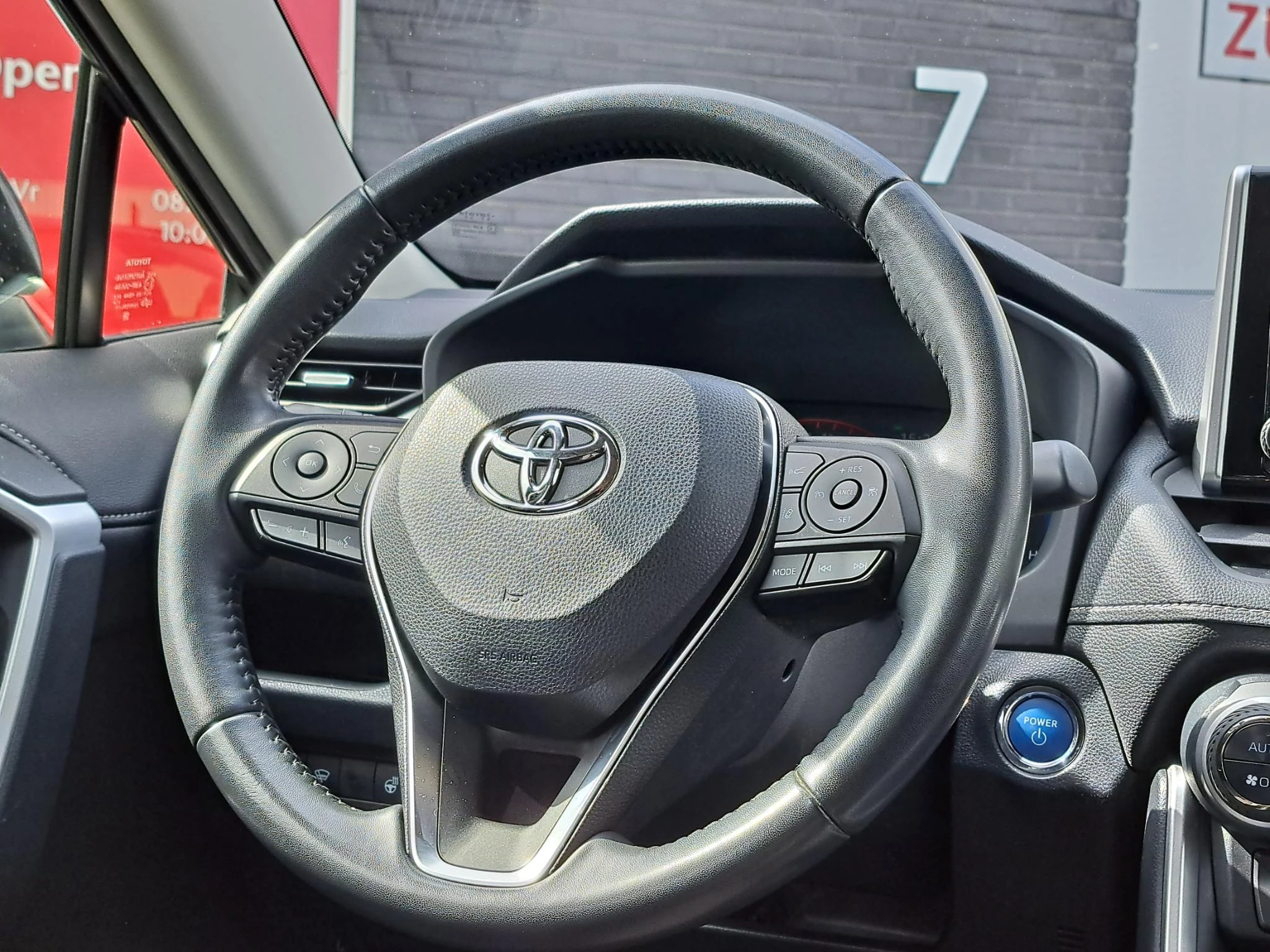 Hoofdafbeelding Toyota RAV4