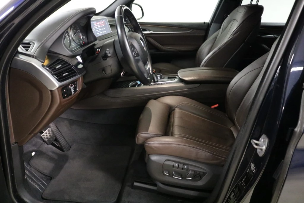 Hoofdafbeelding BMW X5