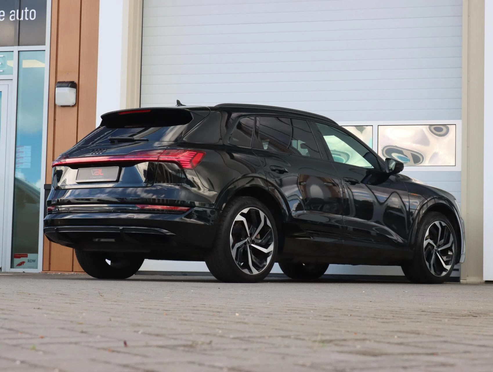 Hoofdafbeelding Audi e-tron