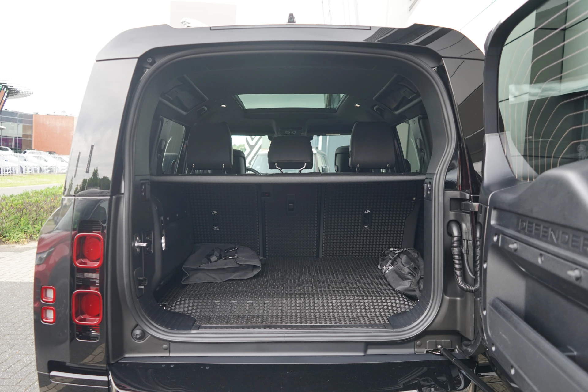 Hoofdafbeelding Land Rover Defender