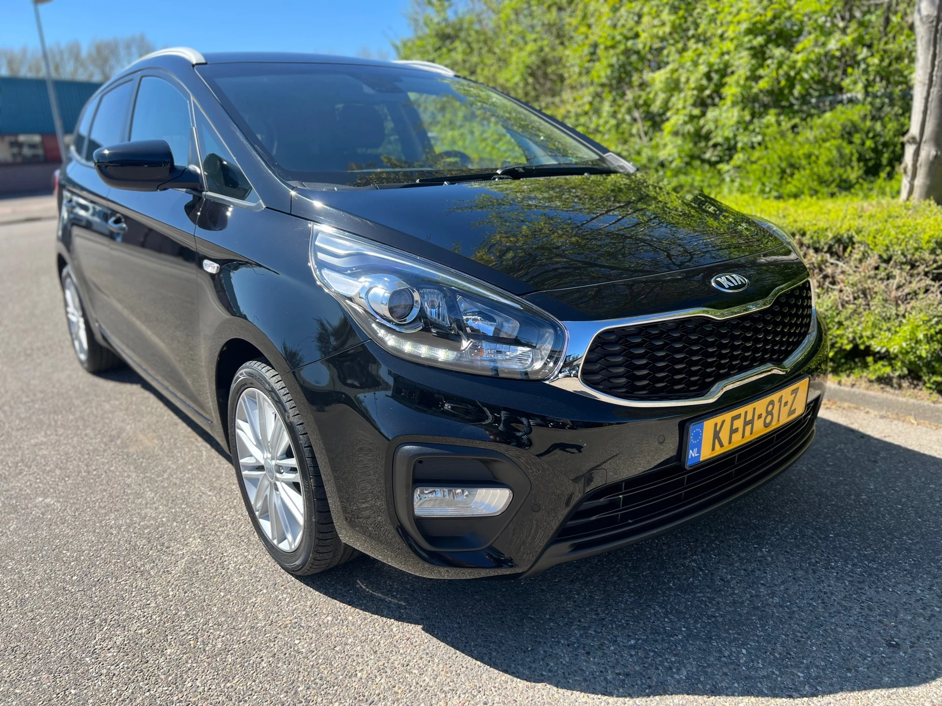 Hoofdafbeelding Kia Carens