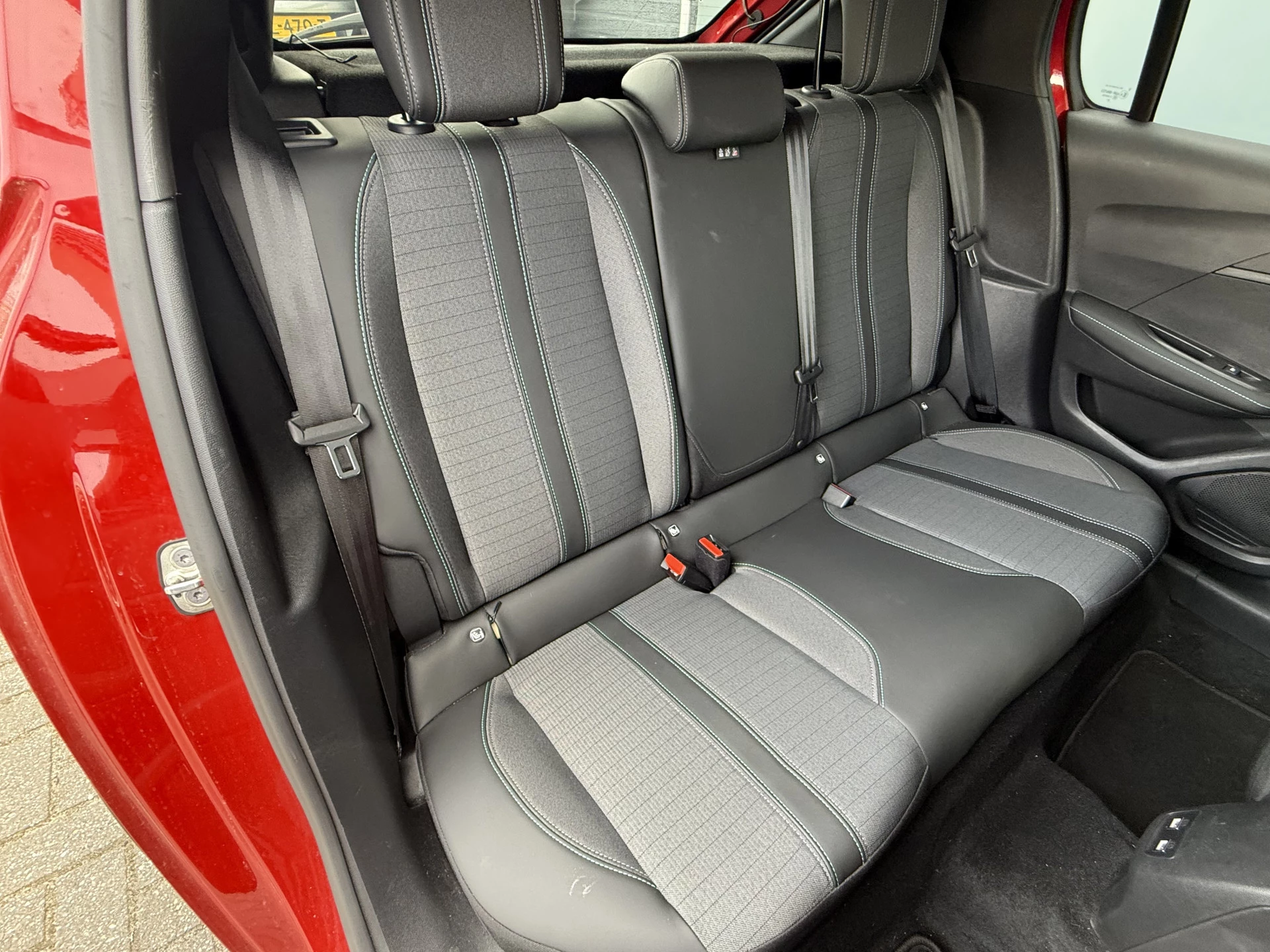 Hoofdafbeelding Peugeot e-208