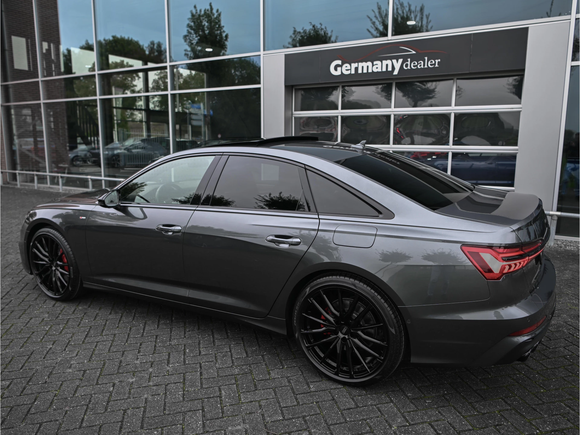 Hoofdafbeelding Audi A6