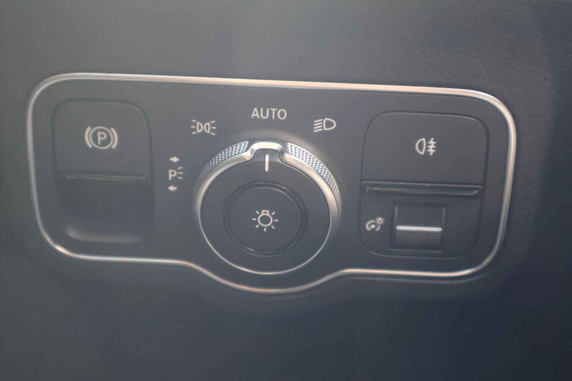 Hoofdafbeelding Mercedes-Benz EQA