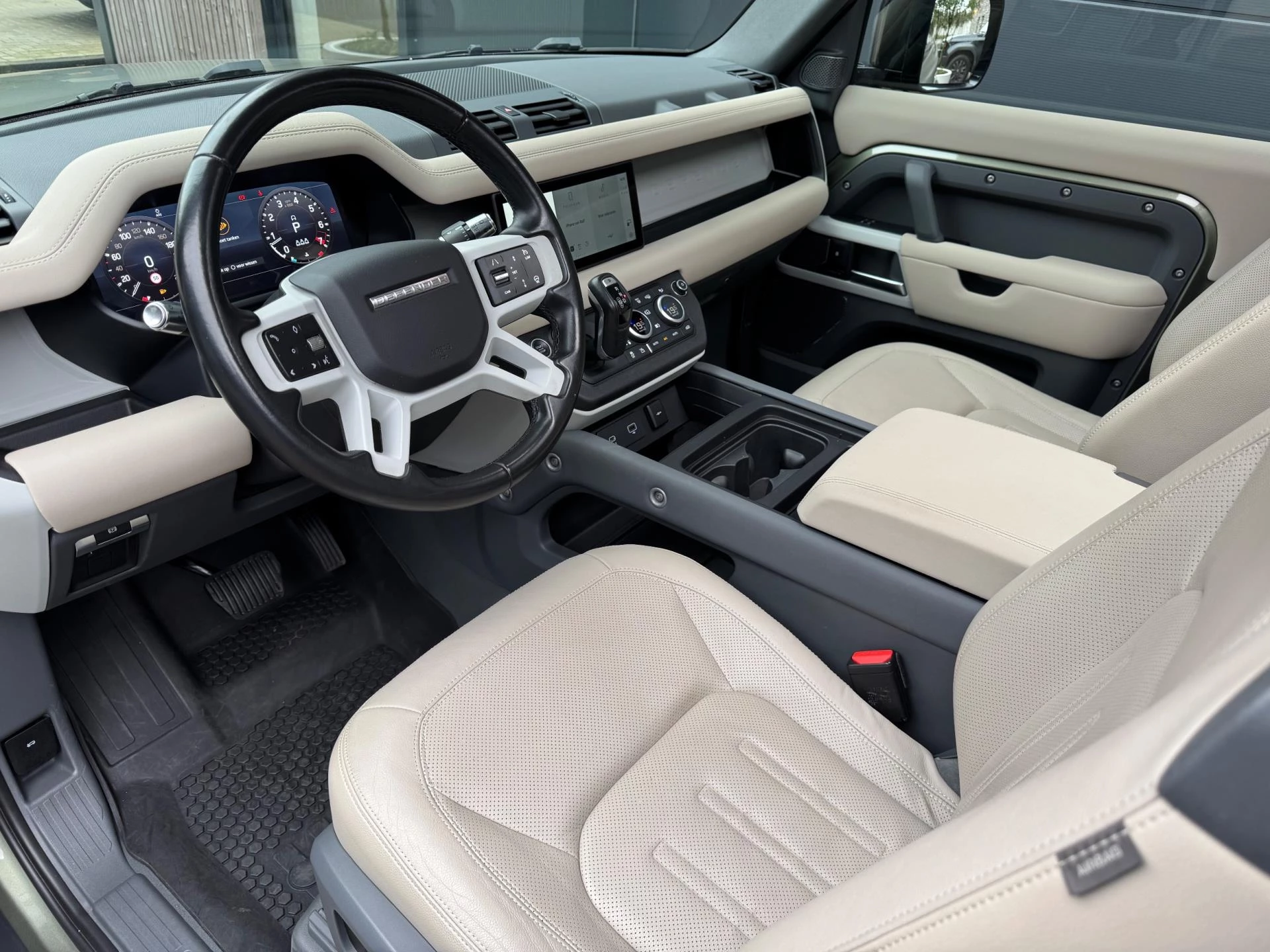 Hoofdafbeelding Land Rover Defender