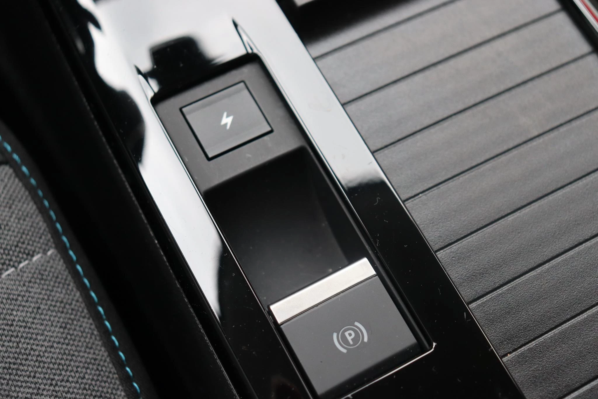 Hoofdafbeelding Citroën ë-C4