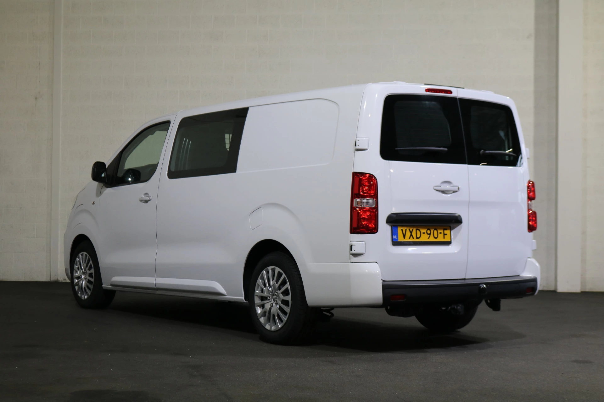 Hoofdafbeelding Peugeot e-Expert