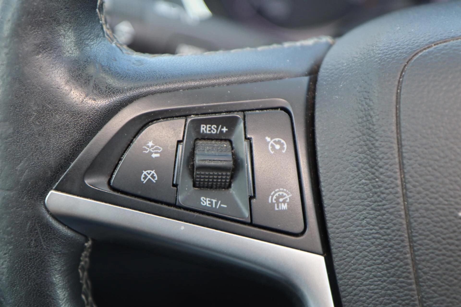 Hoofdafbeelding Opel Mokka X