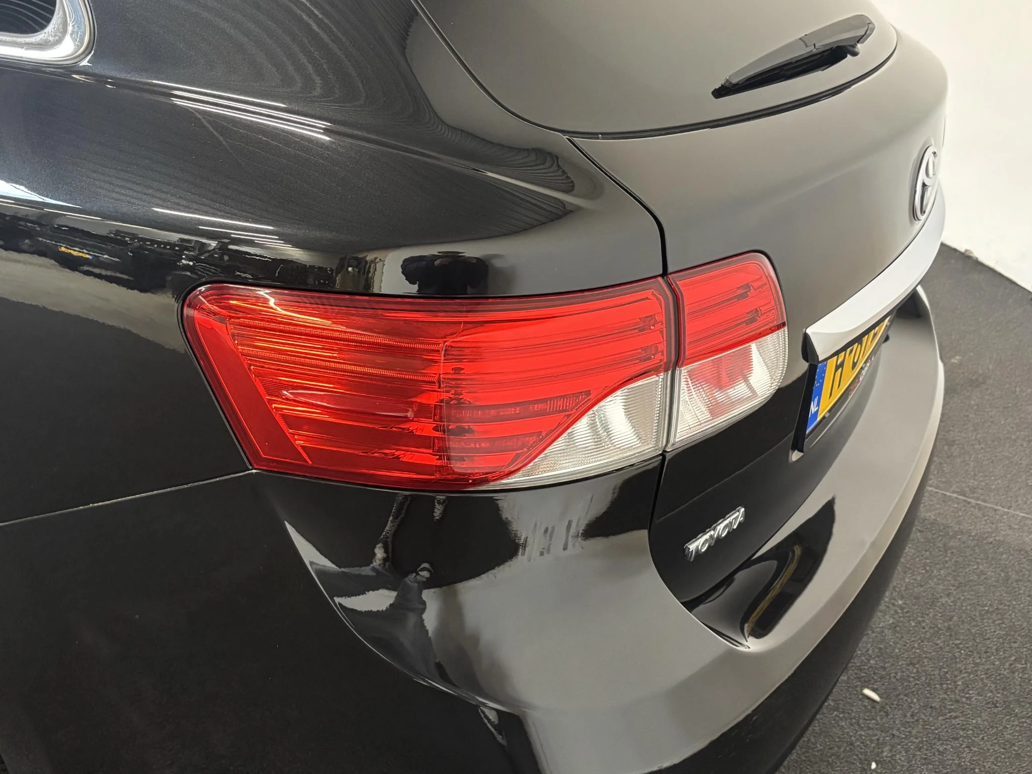 Hoofdafbeelding Toyota Avensis