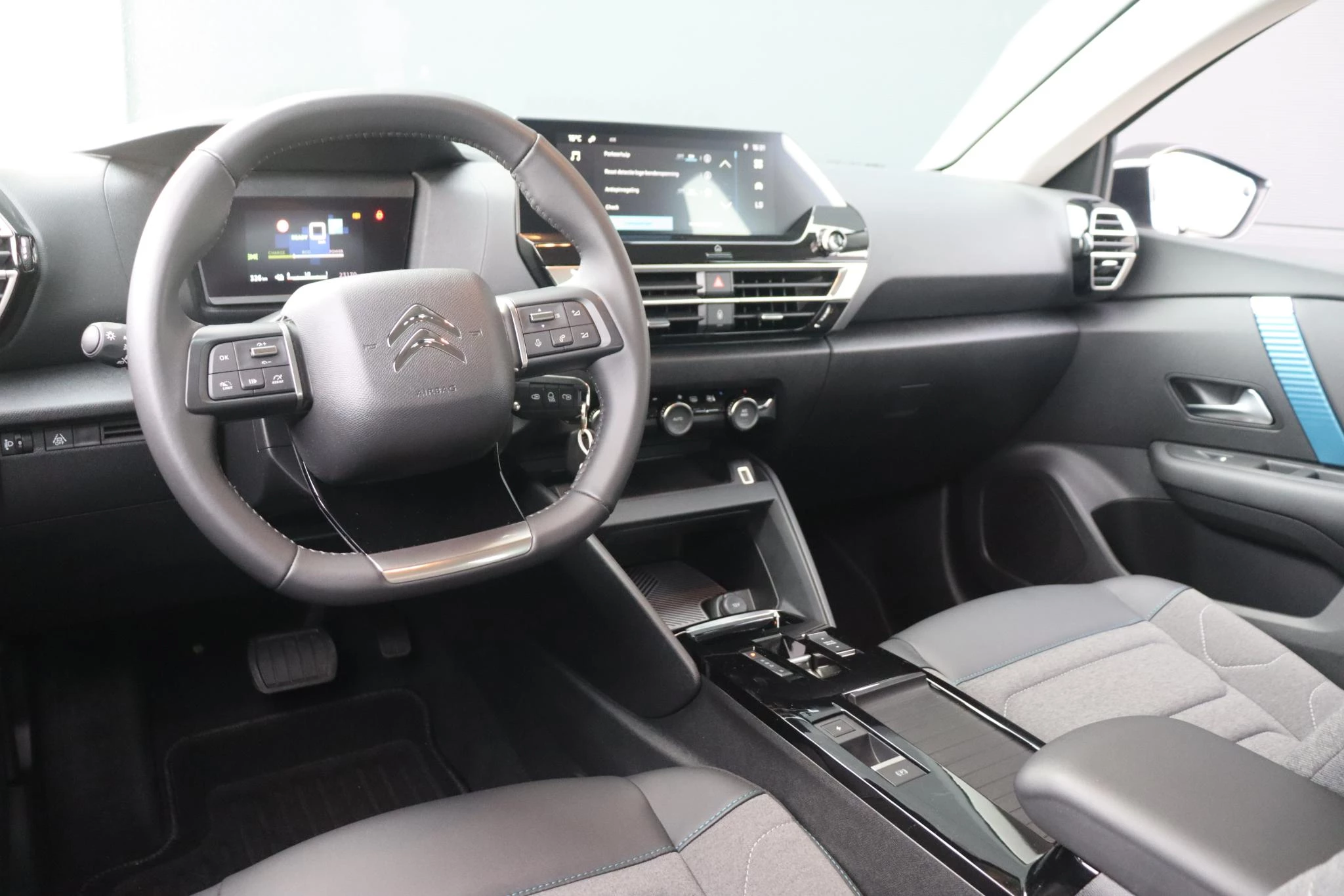 Hoofdafbeelding Citroën ë-C4