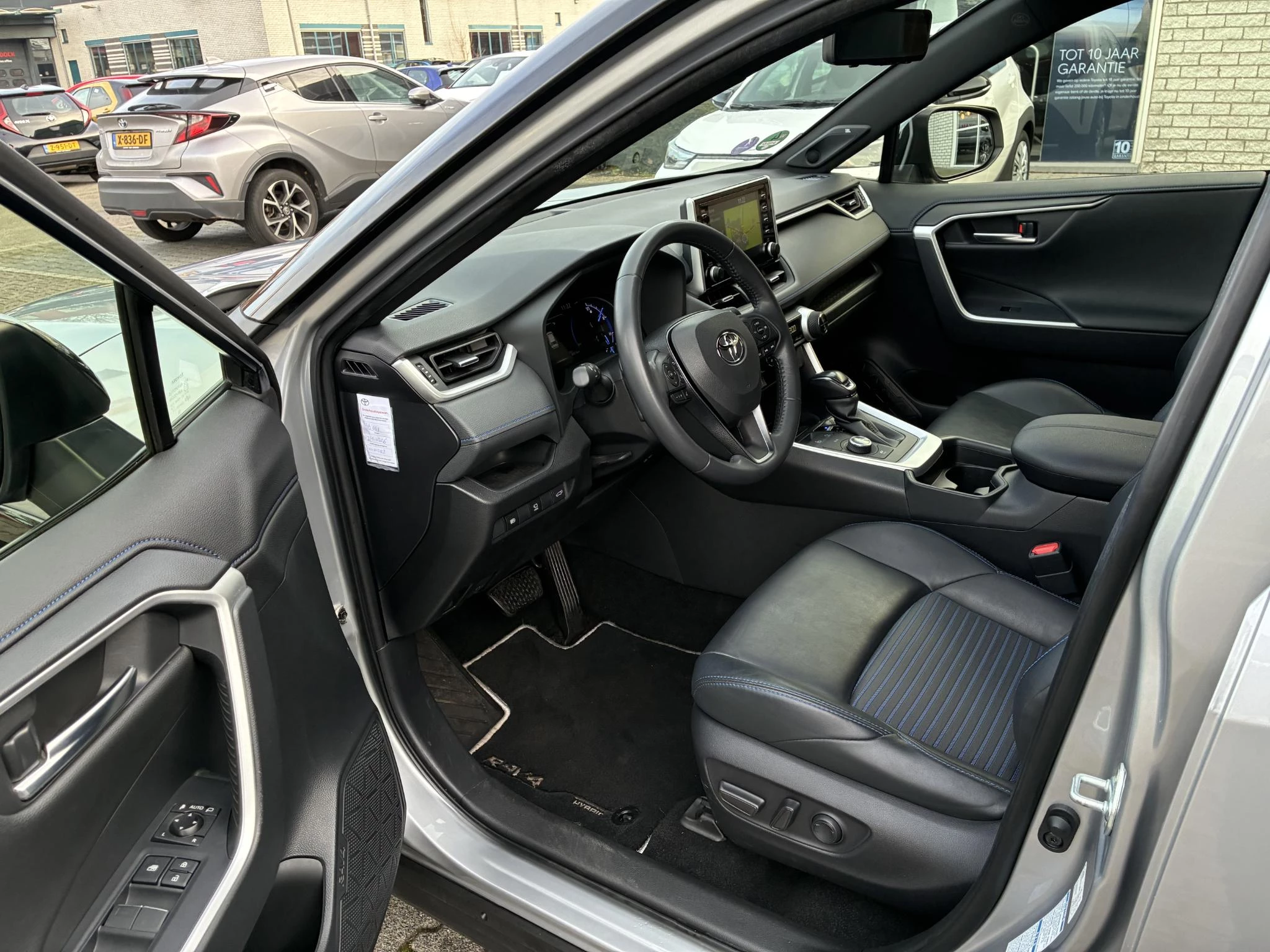 Hoofdafbeelding Toyota RAV4