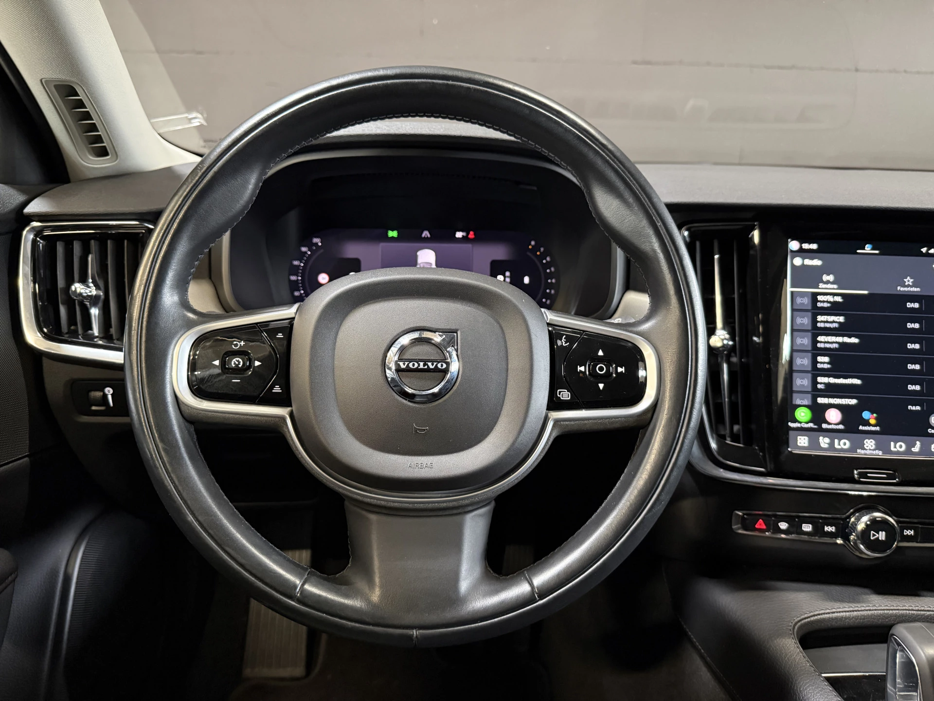 Hoofdafbeelding Volvo V90