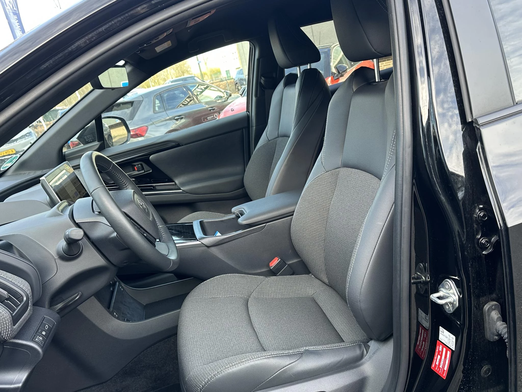 Hoofdafbeelding Toyota bZ4X