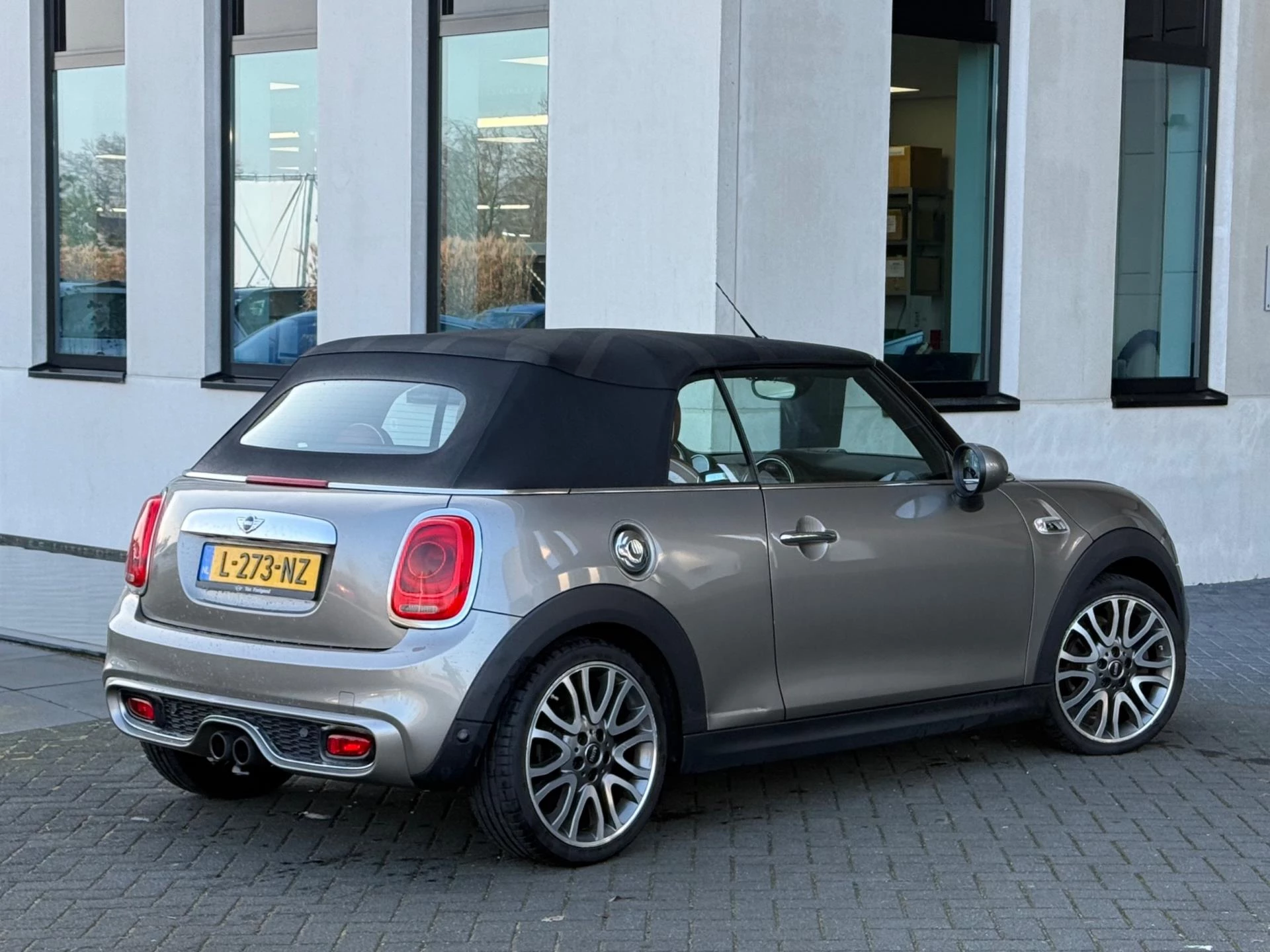 Hoofdafbeelding MINI Cooper S Cabrio