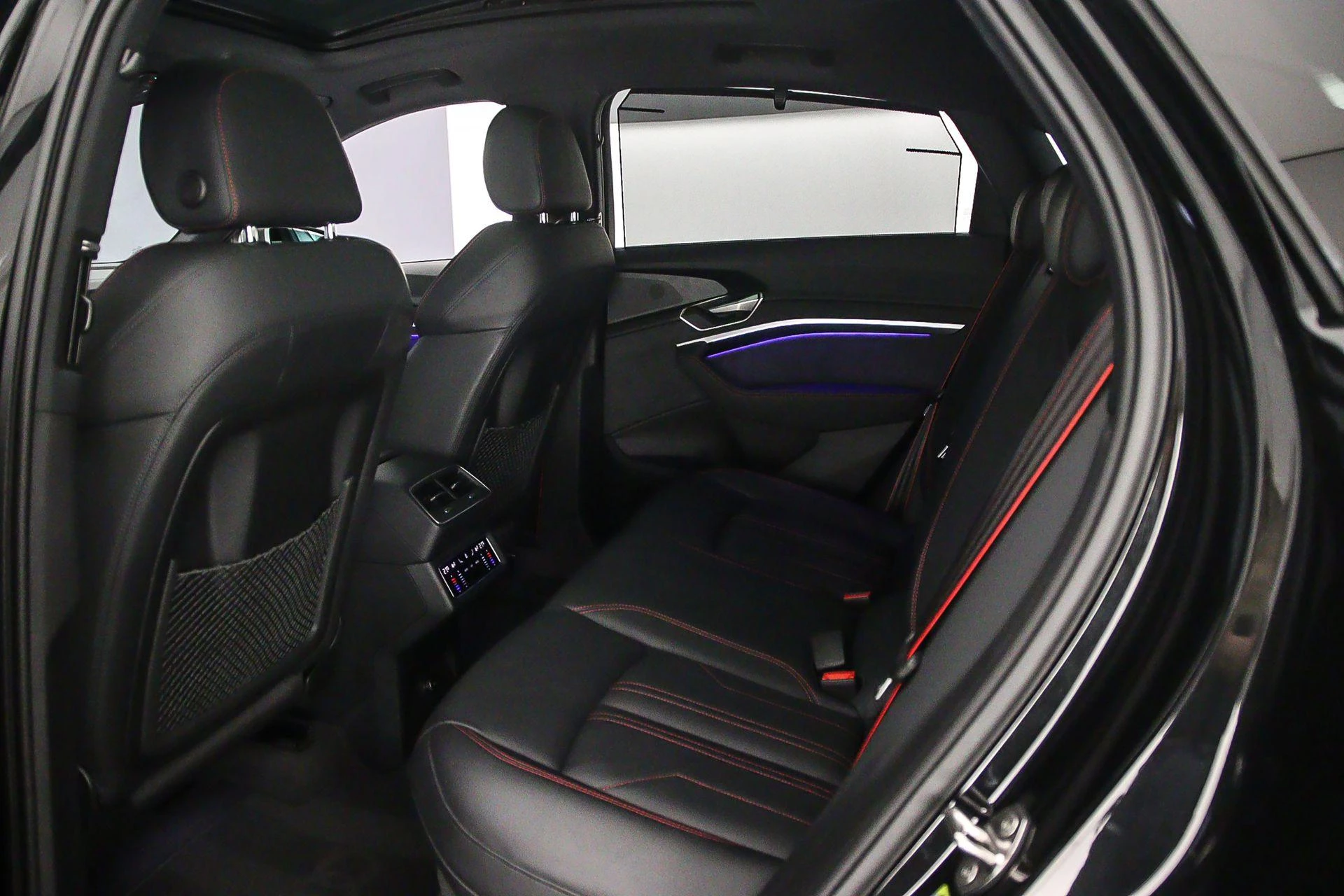 Hoofdafbeelding Audi Q8 Sportback e-tron