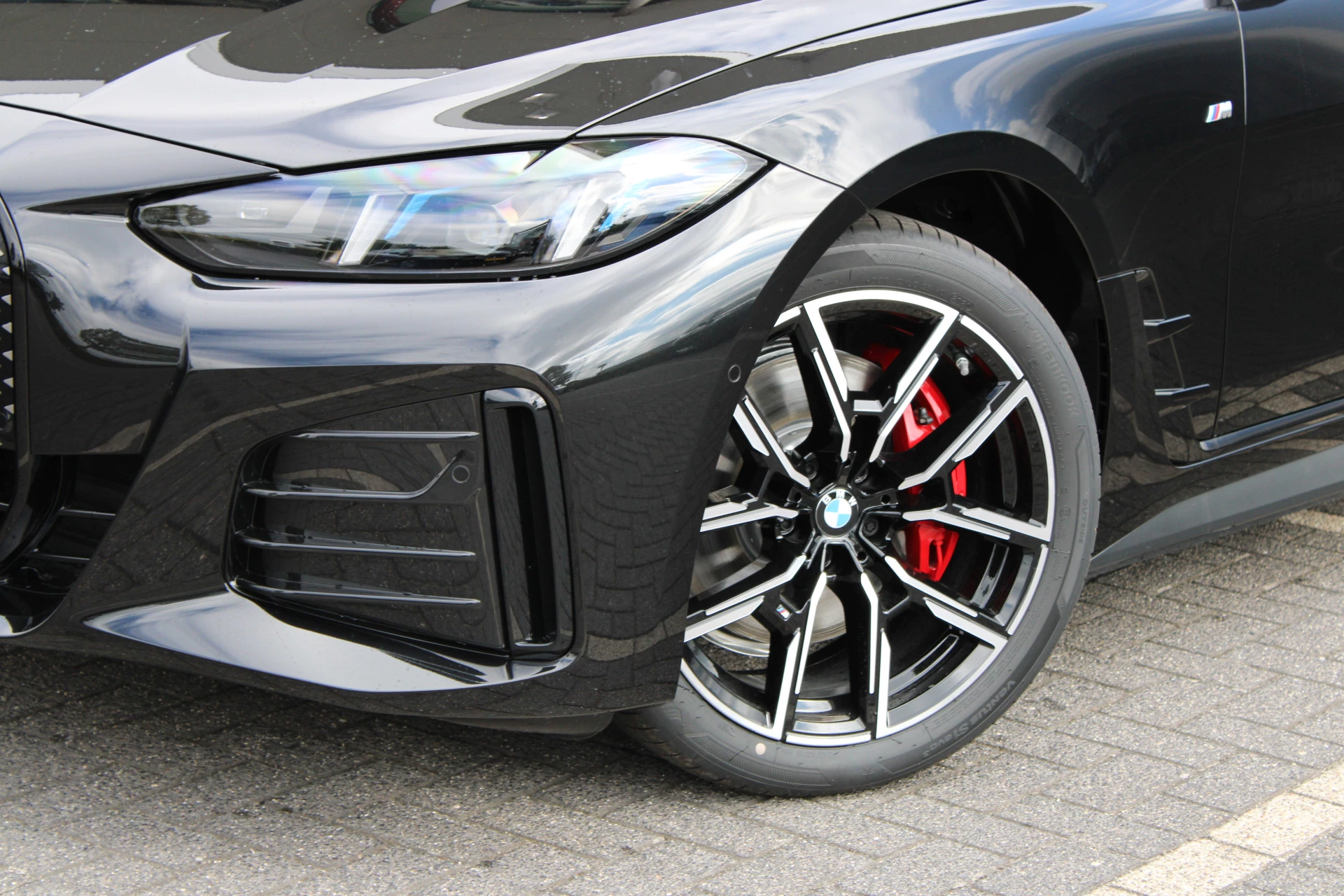 Hoofdafbeelding BMW i4