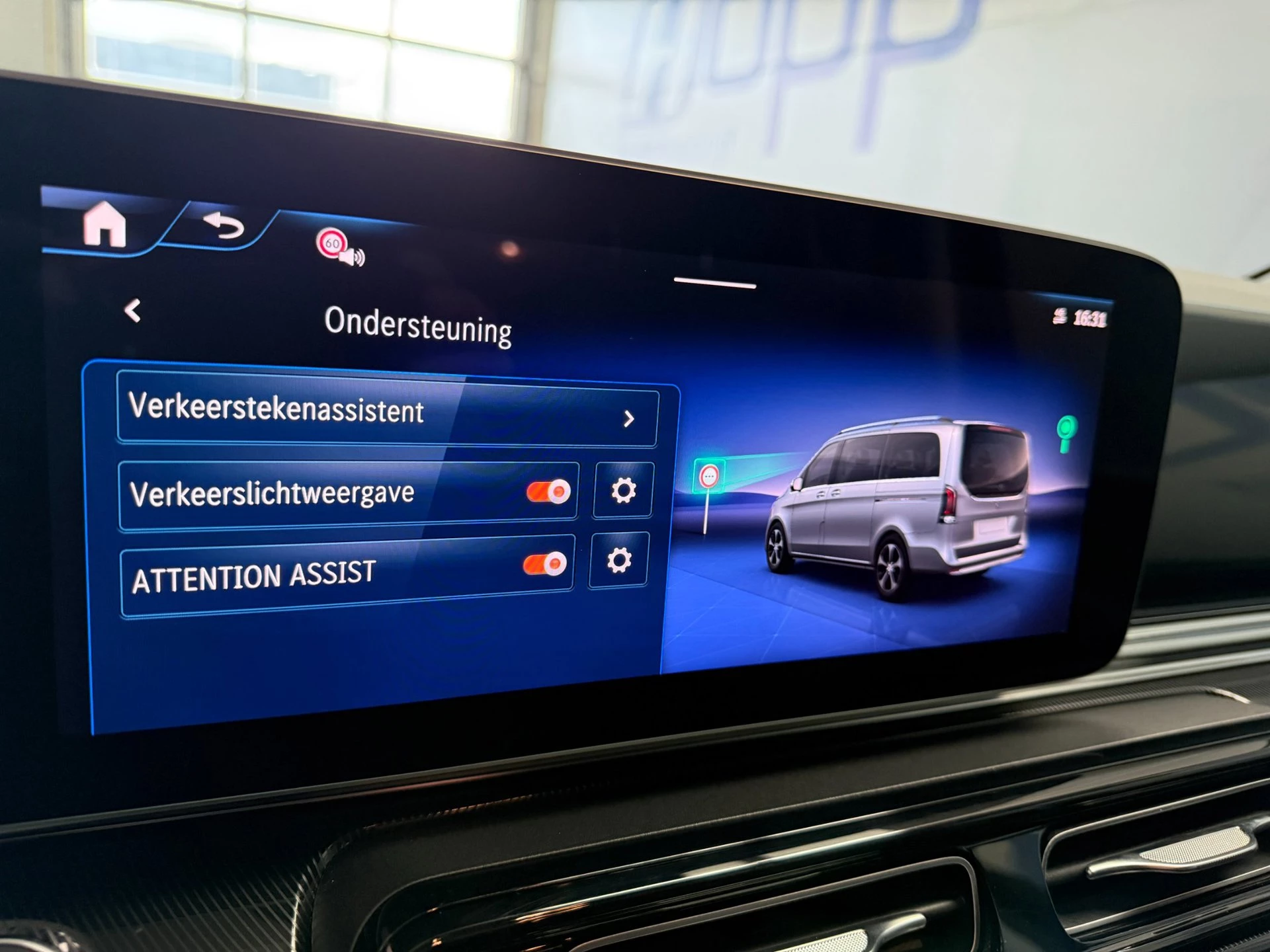 Hoofdafbeelding Mercedes-Benz EQV