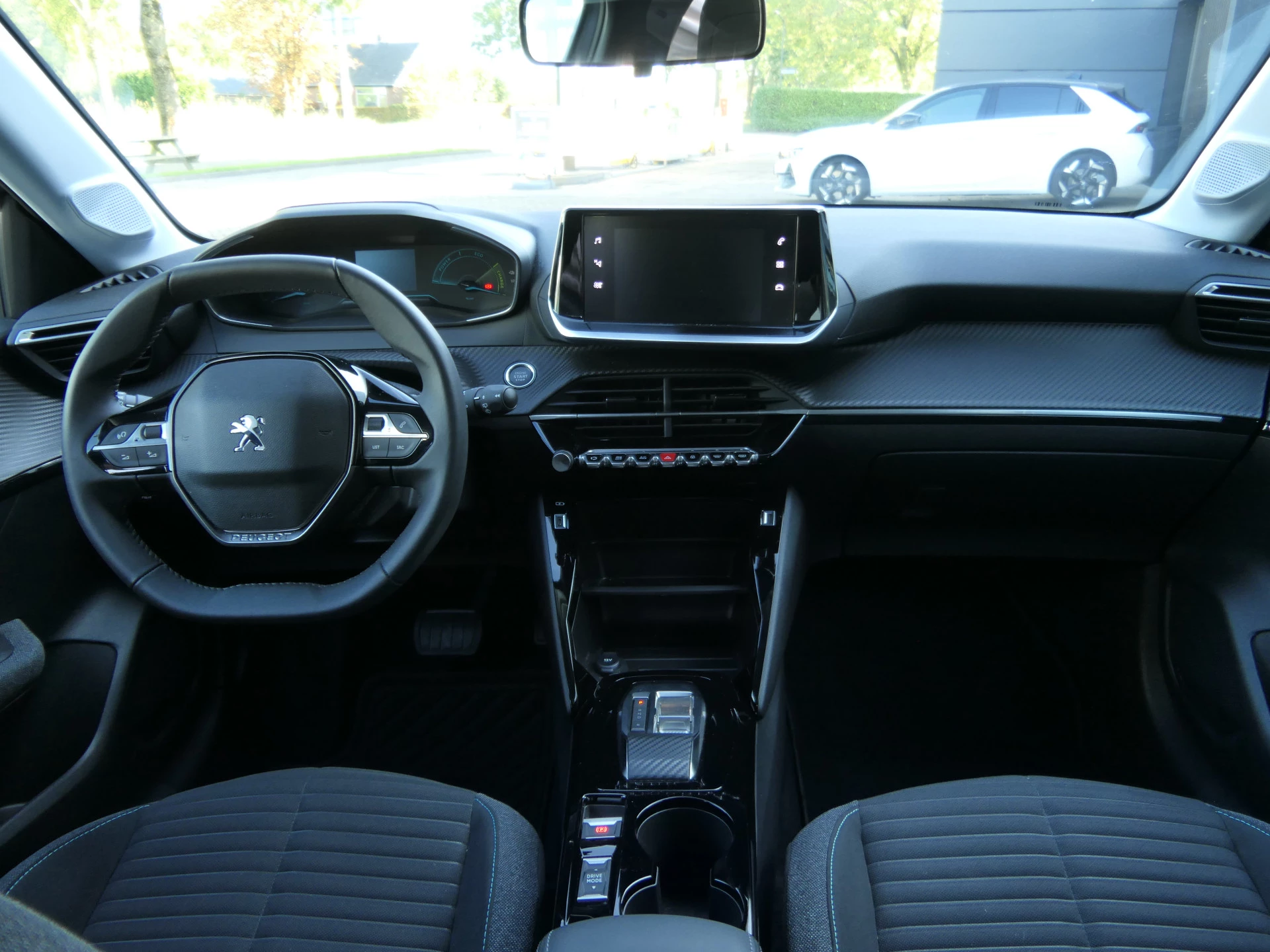 Hoofdafbeelding Peugeot e-208