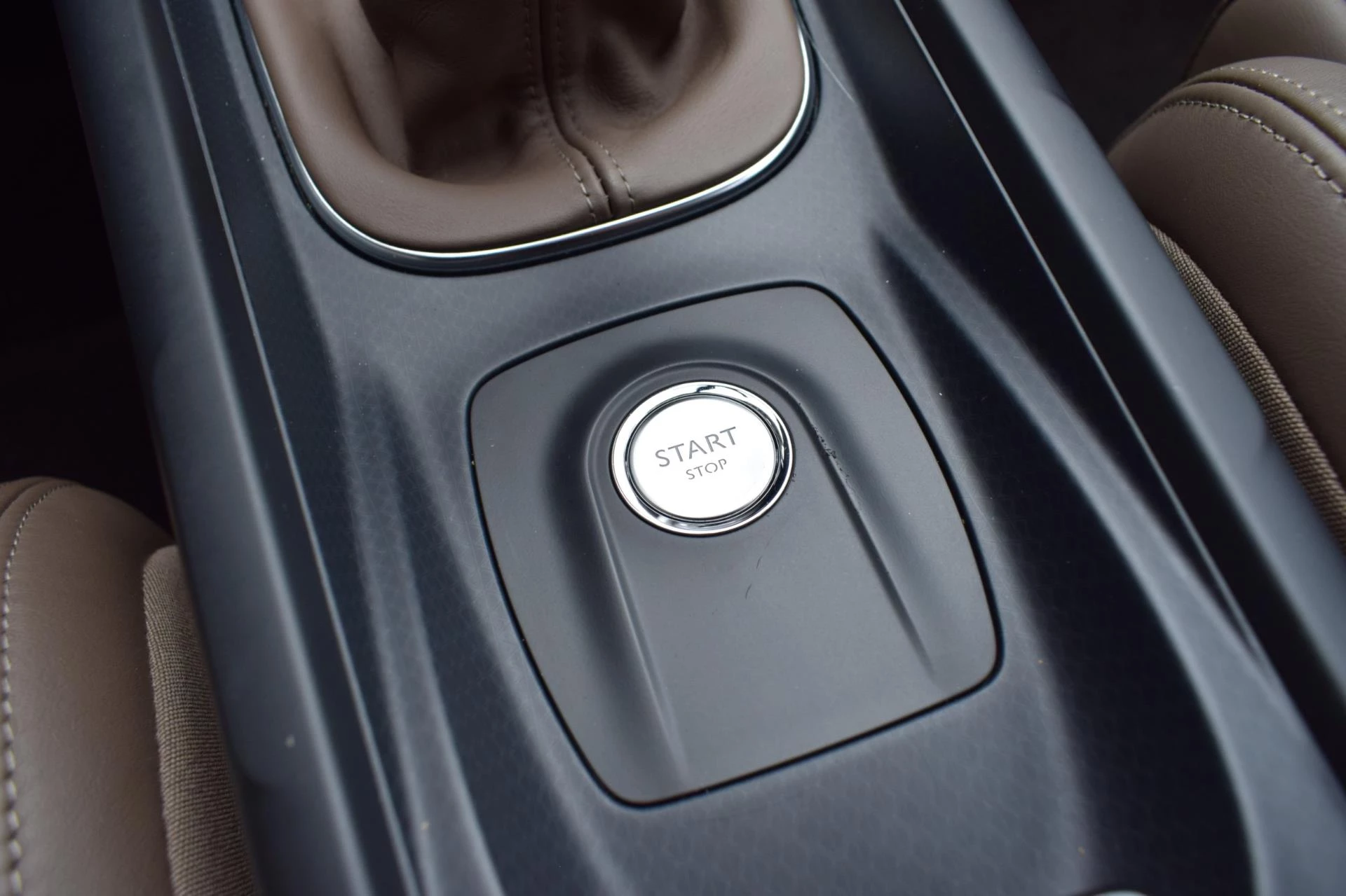 Hoofdafbeelding DS DS 4