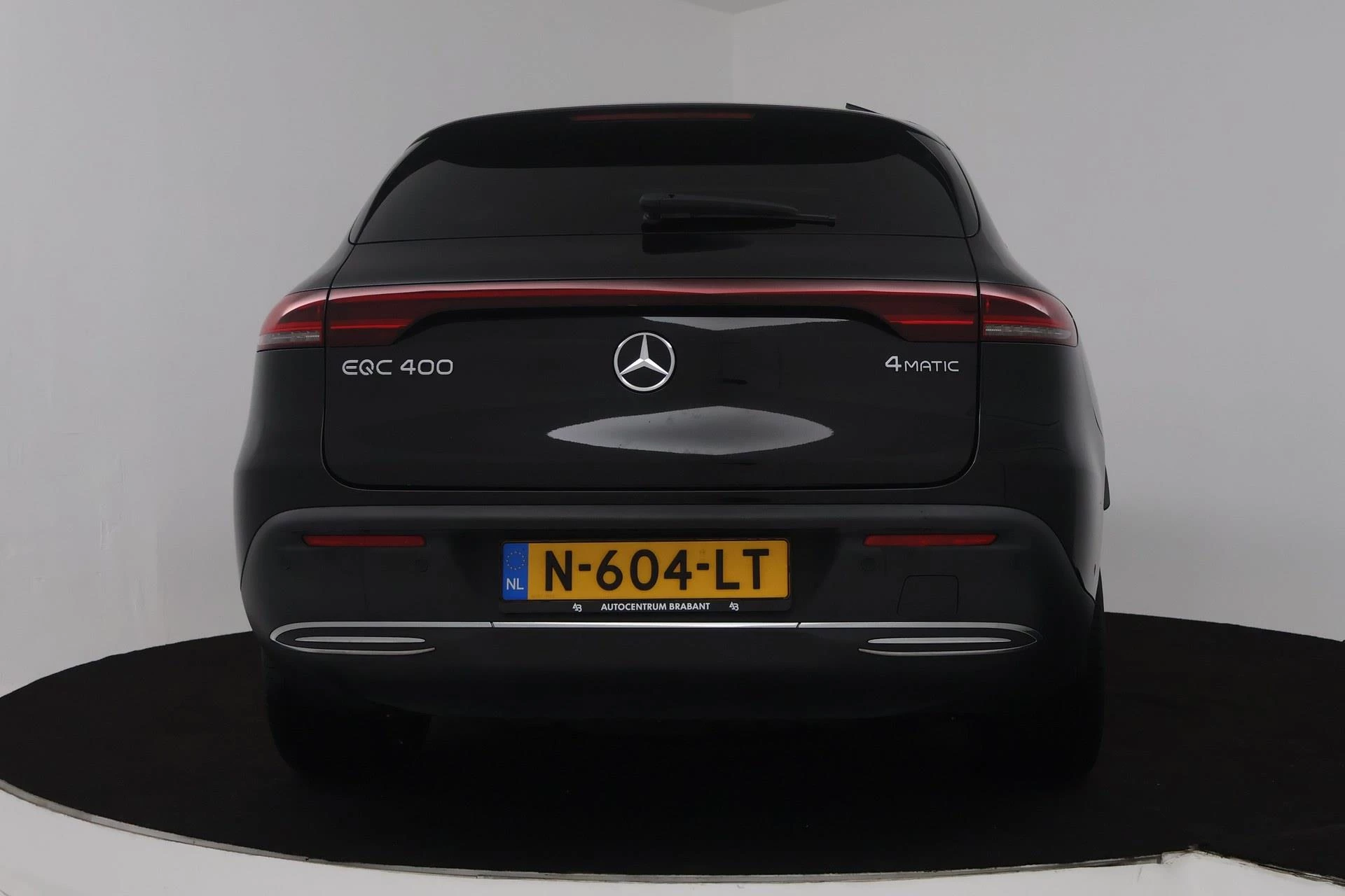 Hoofdafbeelding Mercedes-Benz EQC