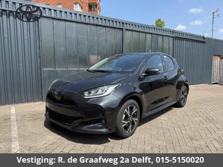 Toyota Yaris 1.5 Hybrid Dynamic Luxury  | Stoelverwarming | Camera | Lichtmetalen velgen |