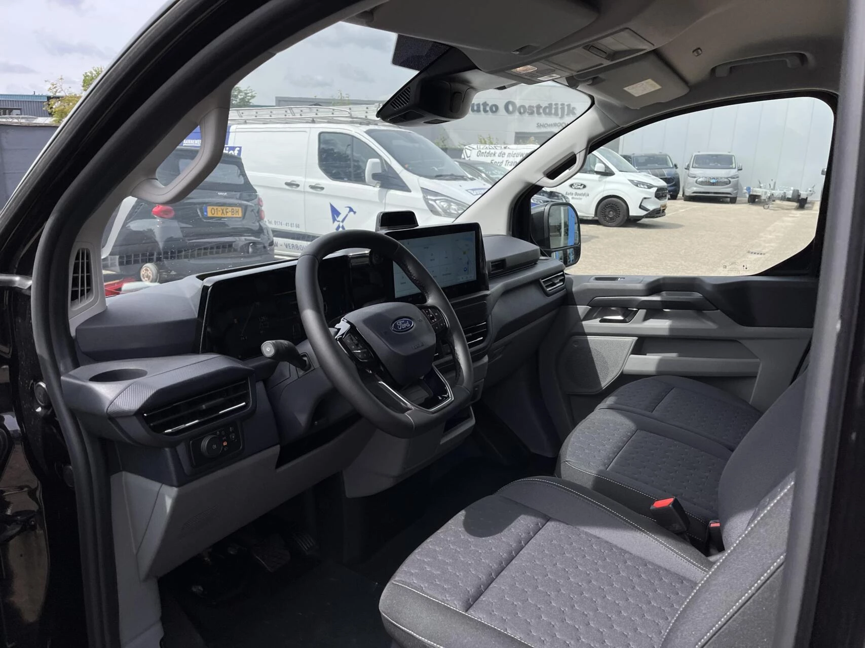 Hoofdafbeelding Ford E-Transit Custom