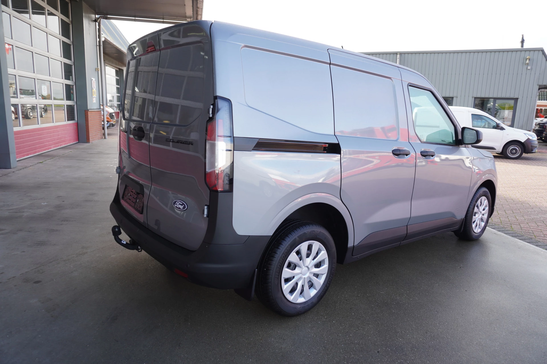 Hoofdafbeelding Ford Transit Courier