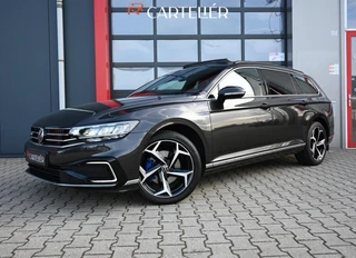 Volkswagen Passat Variant Business 1.4 TSI PHEV GTE Business 218PK | Pano | Led | Carplay | Trekhaak | ACC | Stoel & Stuurwielverwarming | Trekhaak | Leder | Massage | Virtual Cockpit | SOH 93%