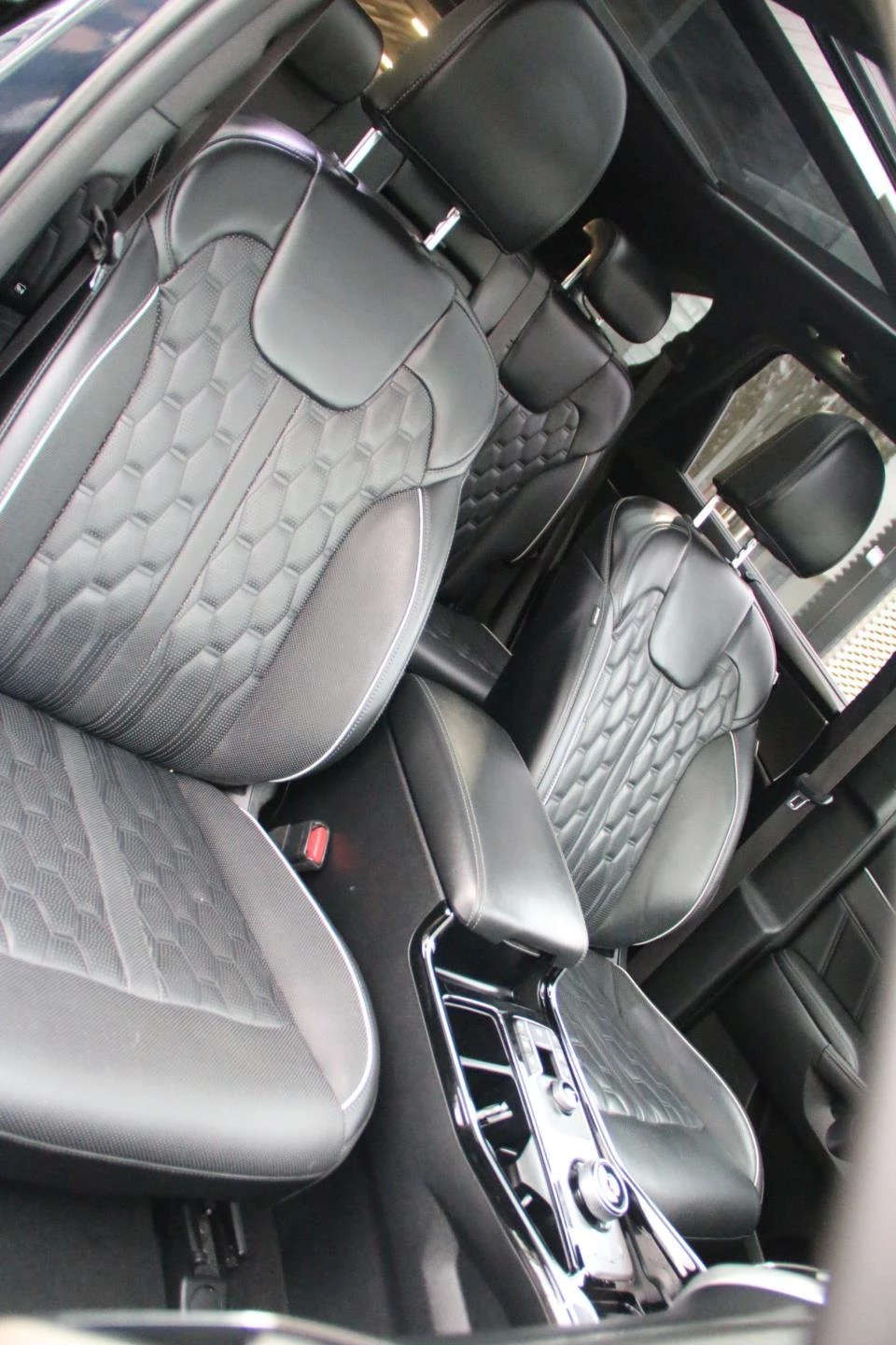 Hoofdafbeelding Kia Sorento