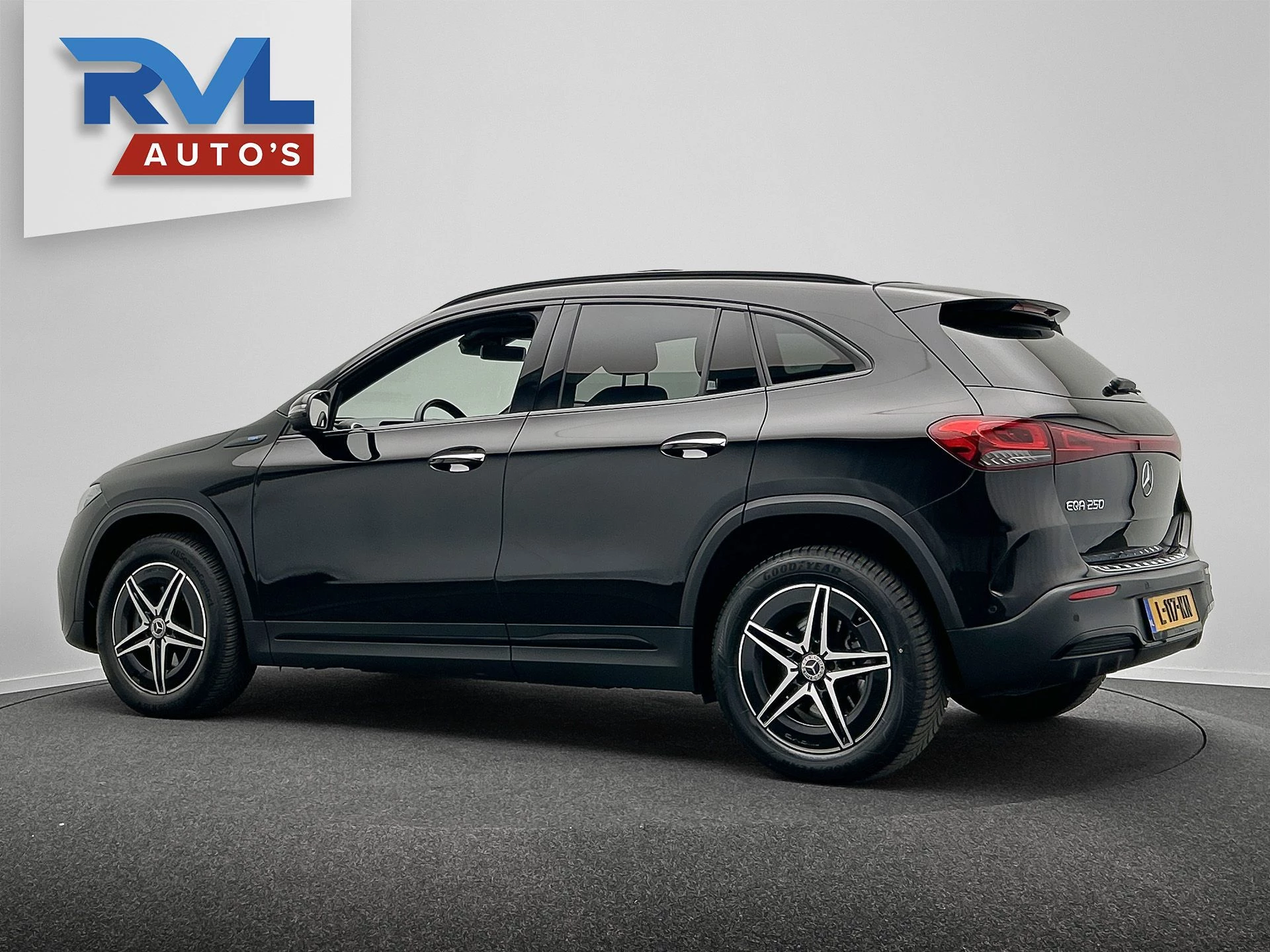 Hoofdafbeelding Mercedes-Benz EQA