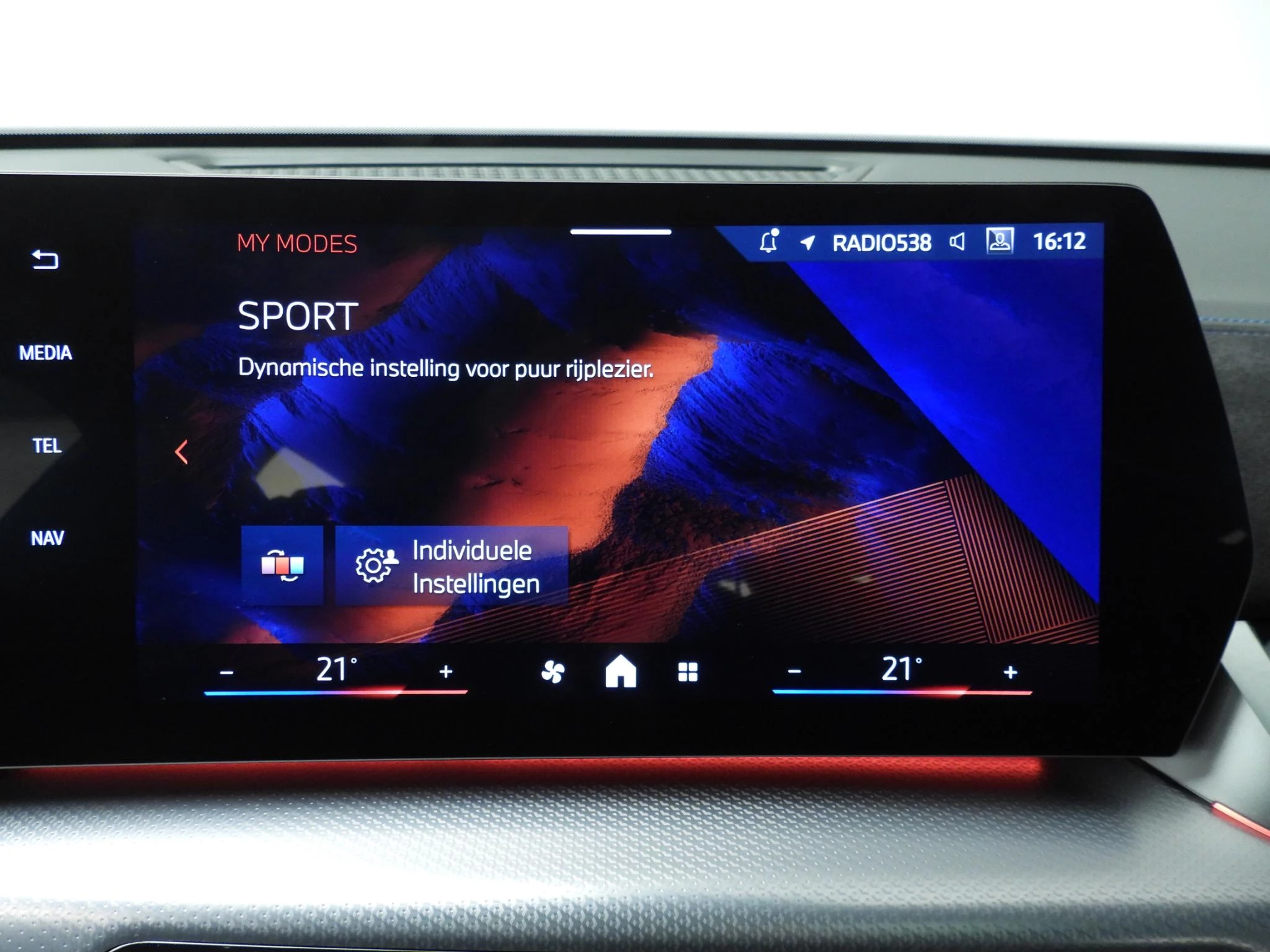 Hoofdafbeelding BMW iX2