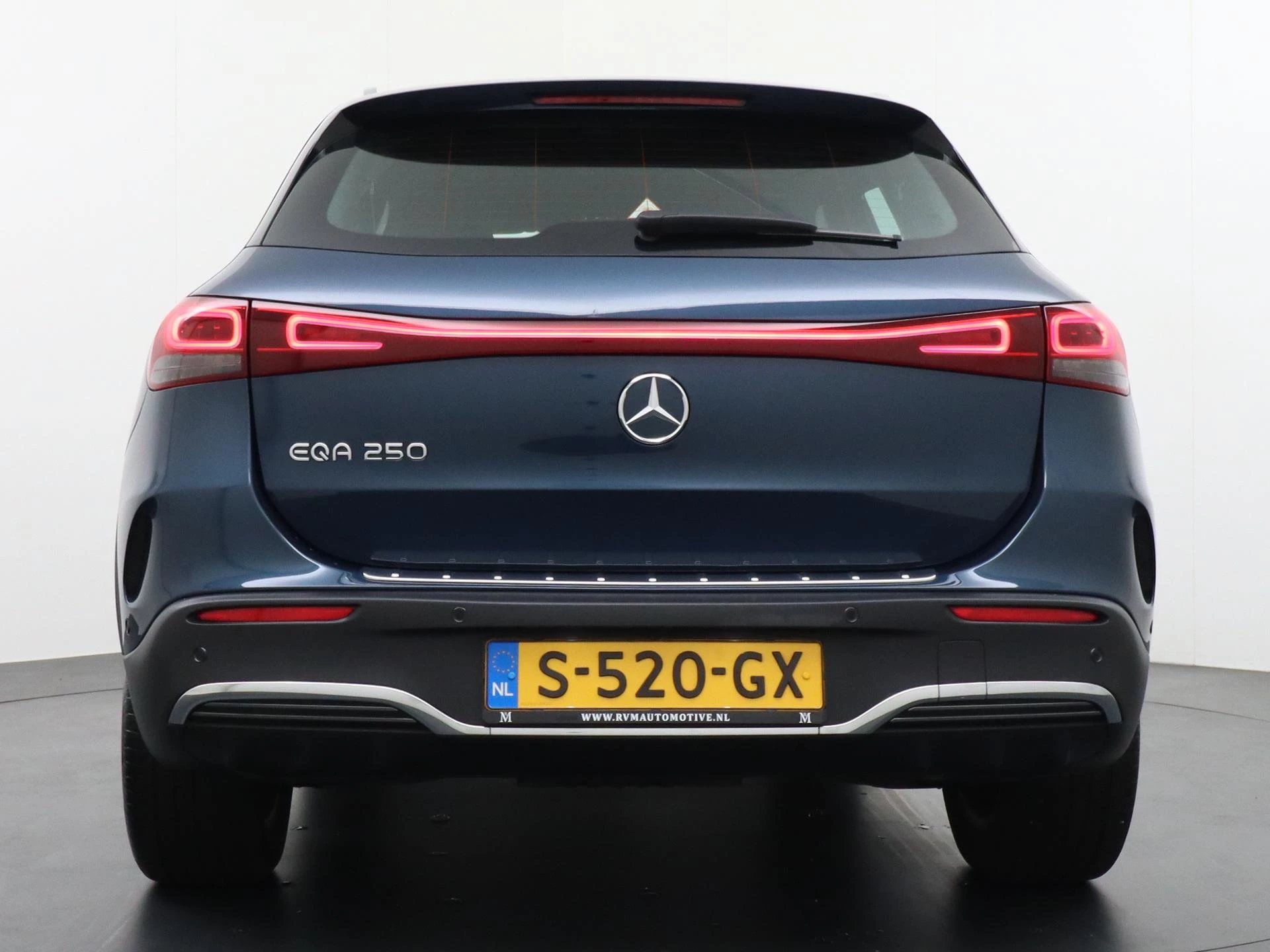 Hoofdafbeelding Mercedes-Benz EQA