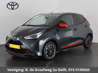 Toyota Aygo 1.0 VVT-i X-Play + Corel Red Pack | Apple Carplay & AndroidAUTO | Airco | Privacy Glass | Camera |