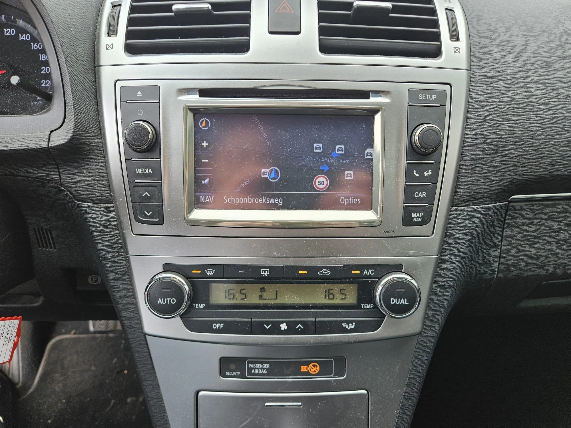 Hoofdafbeelding Toyota Avensis