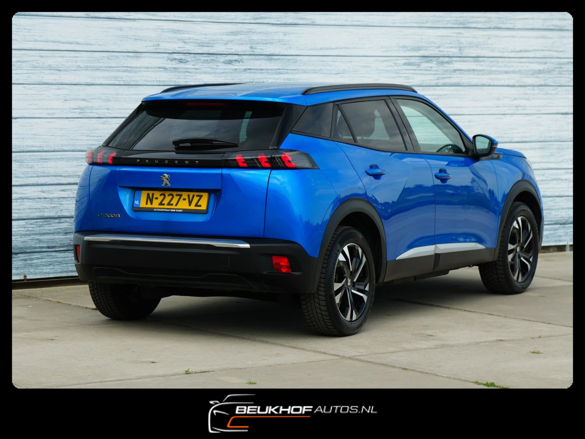 Hoofdafbeelding Peugeot e-2008