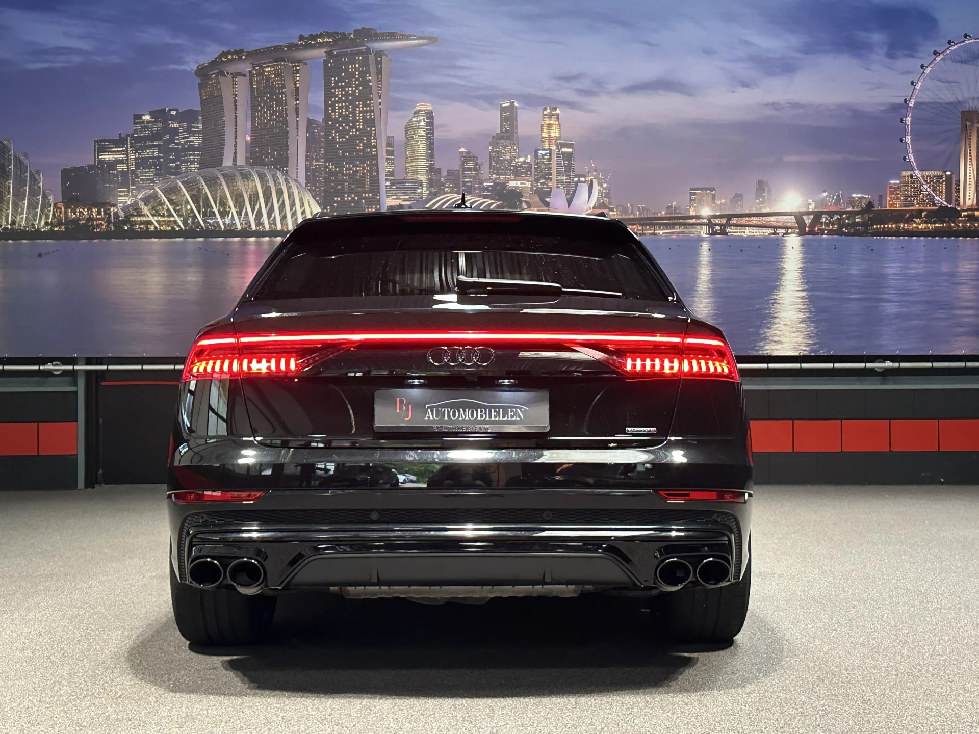 Hoofdafbeelding Audi Q8