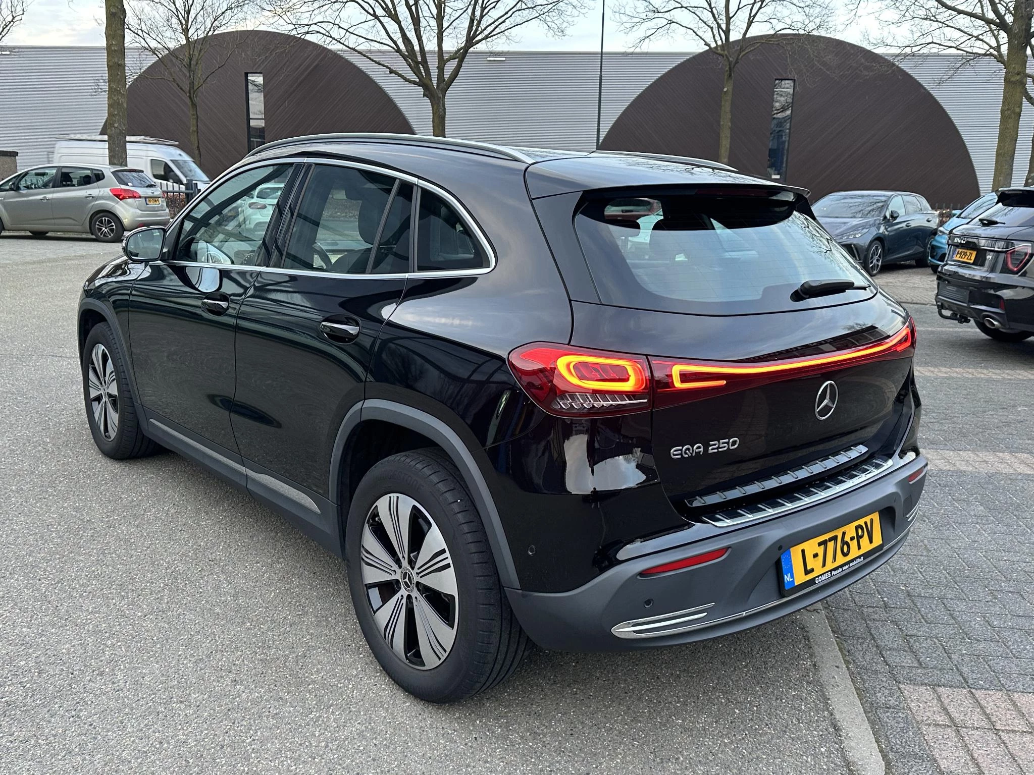 Hoofdafbeelding Mercedes-Benz EQA