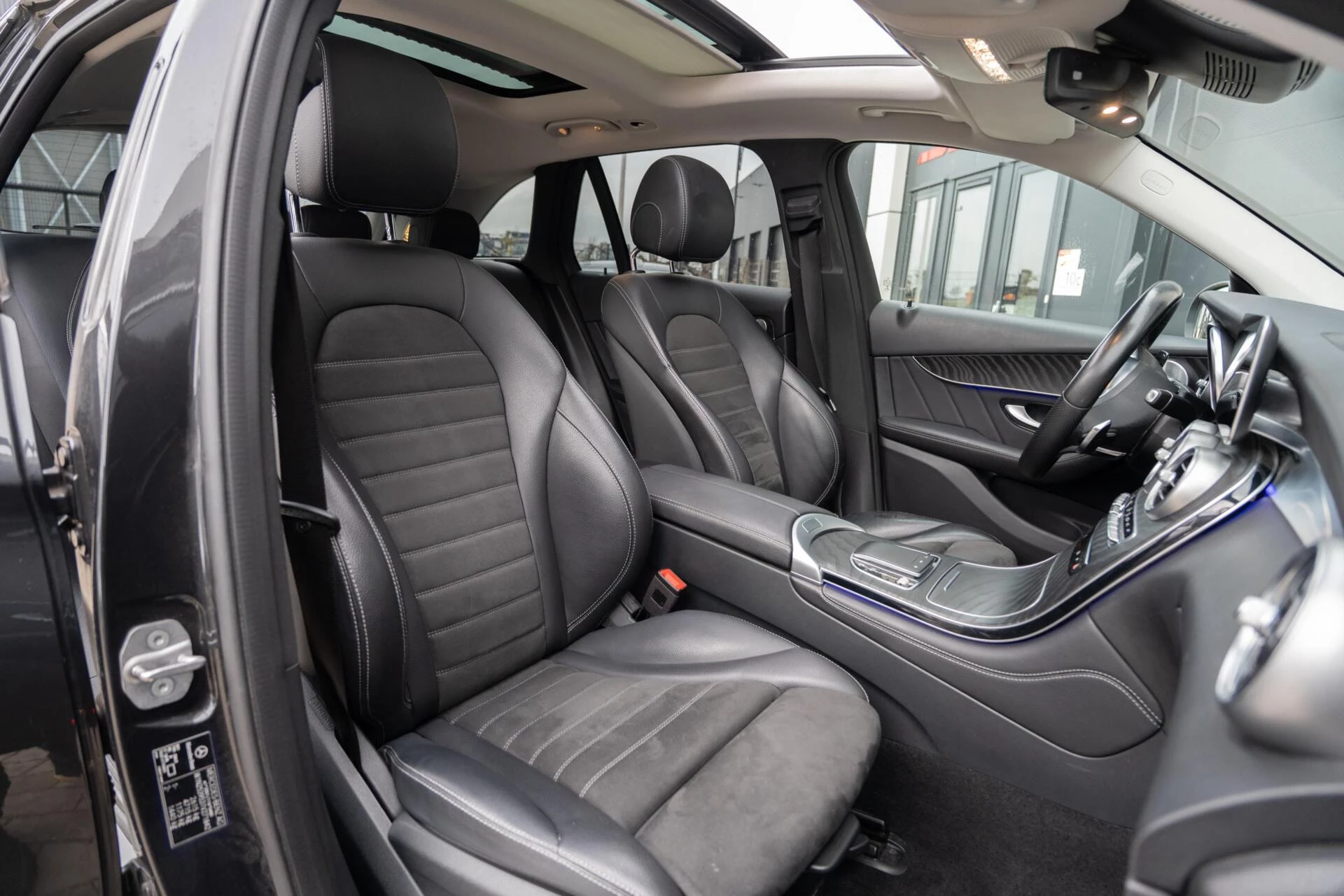 Hoofdafbeelding Mercedes-Benz GLC