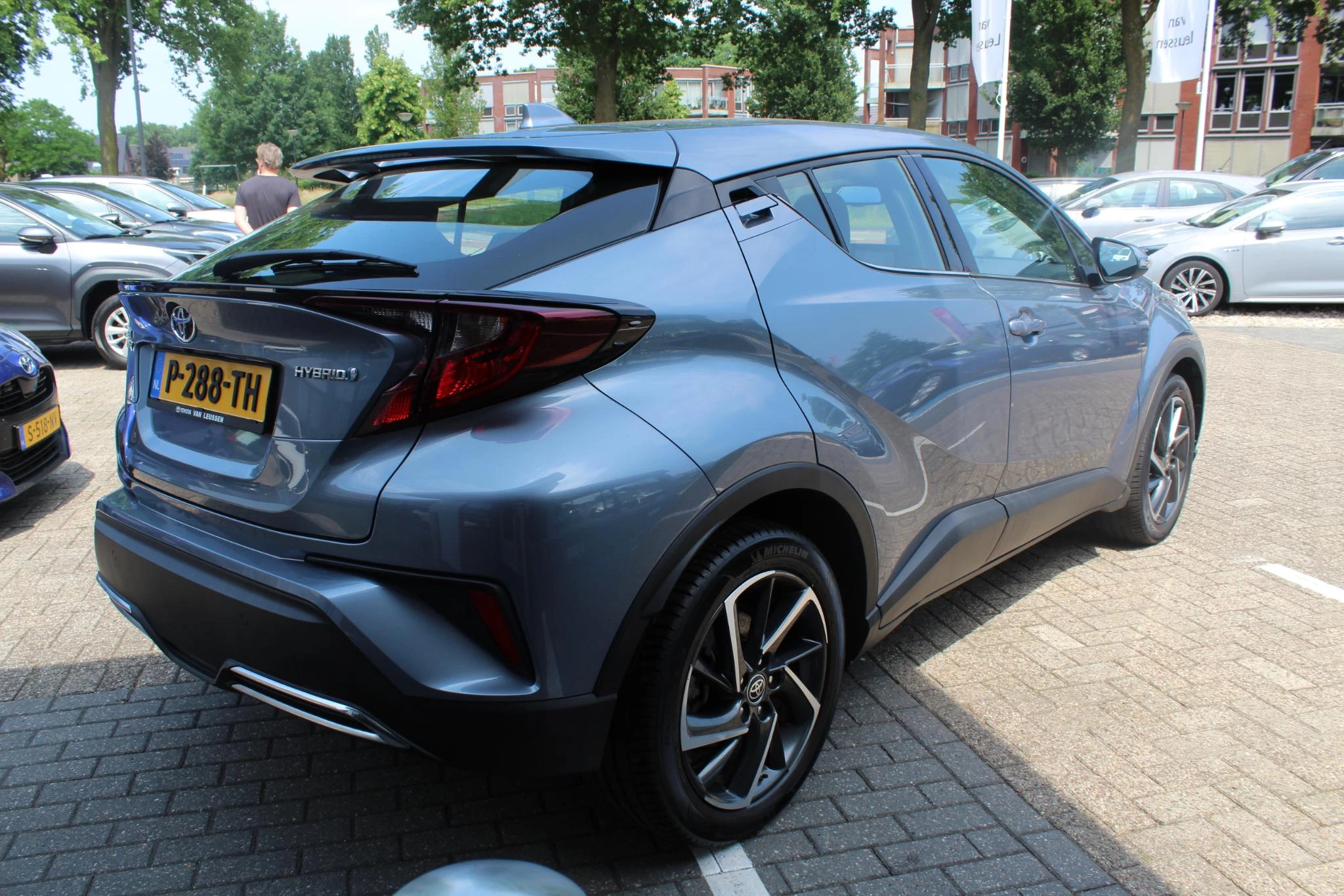 Hoofdafbeelding Toyota C-HR