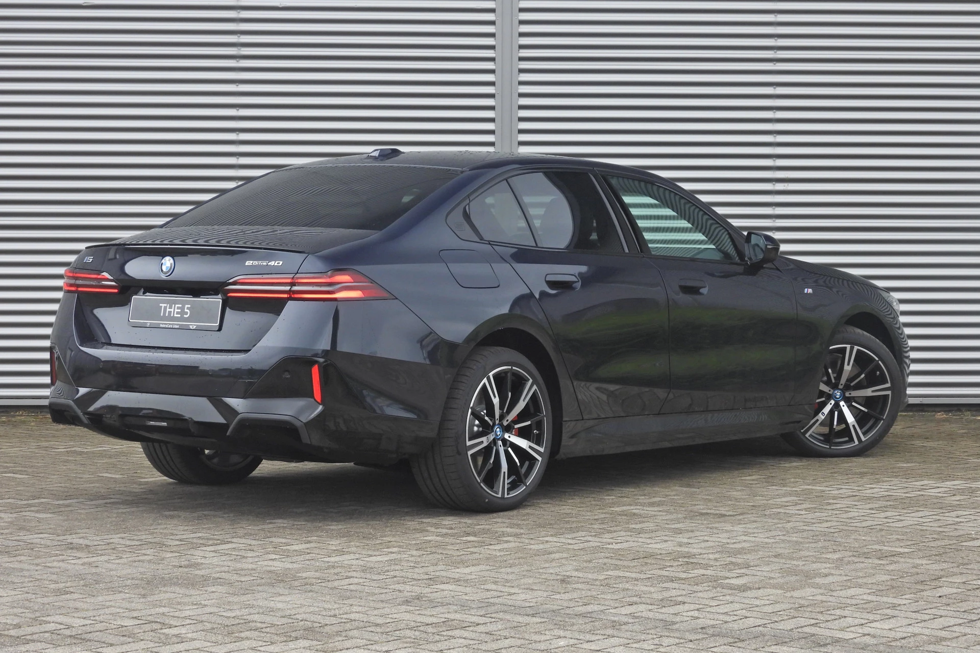 Hoofdafbeelding BMW i5